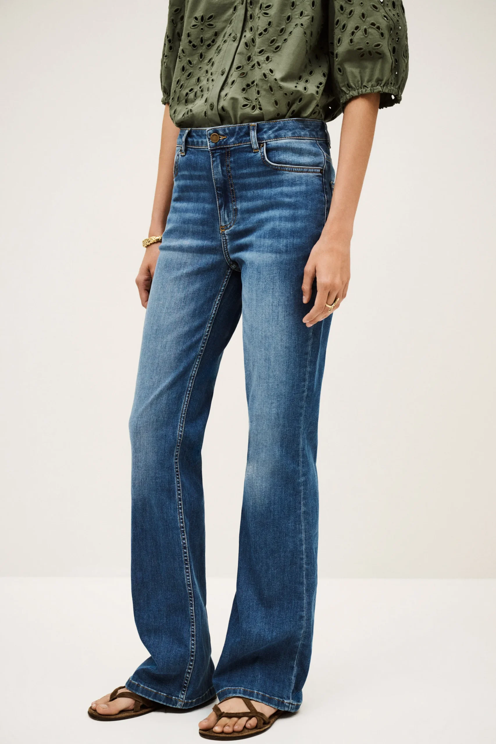 AOMMIE bootcut jeans