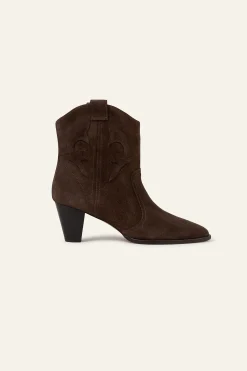 CASEY western ankle boots
