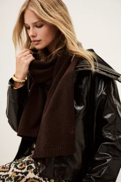 COMIE rectangular scarf