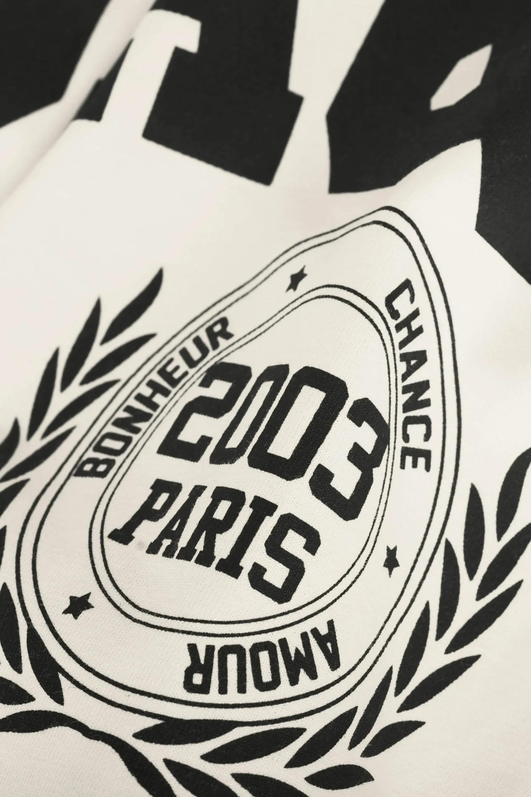 IONI college style t-shirt
