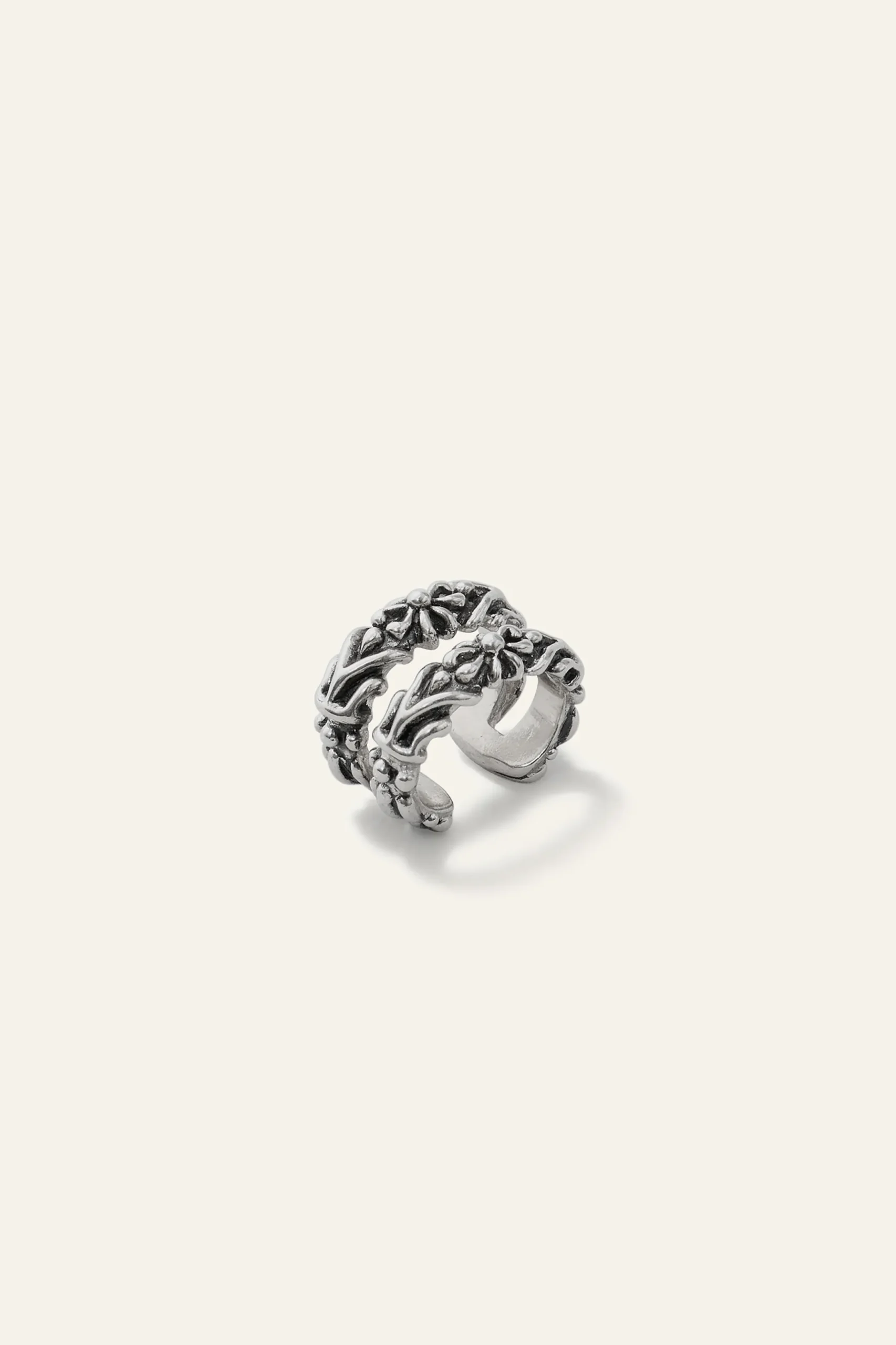PRUNE silver ear cuff