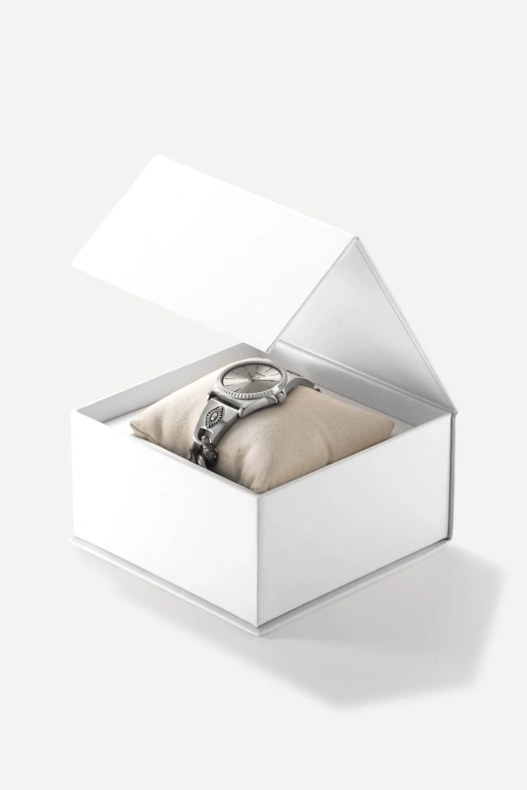 RESET elegant watch