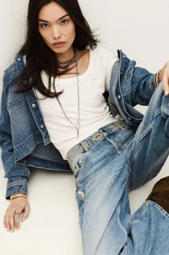 RIZIE faded straight-fit jeans