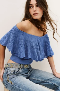 SALDA off-the-shoulder top