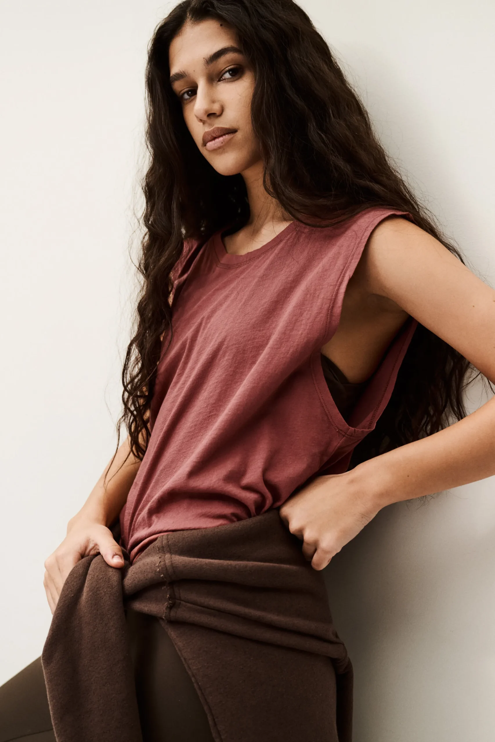 SHAVA sleeveless T-shirt