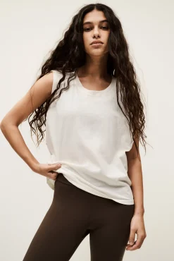 SHAVA sleeveless T-shirt