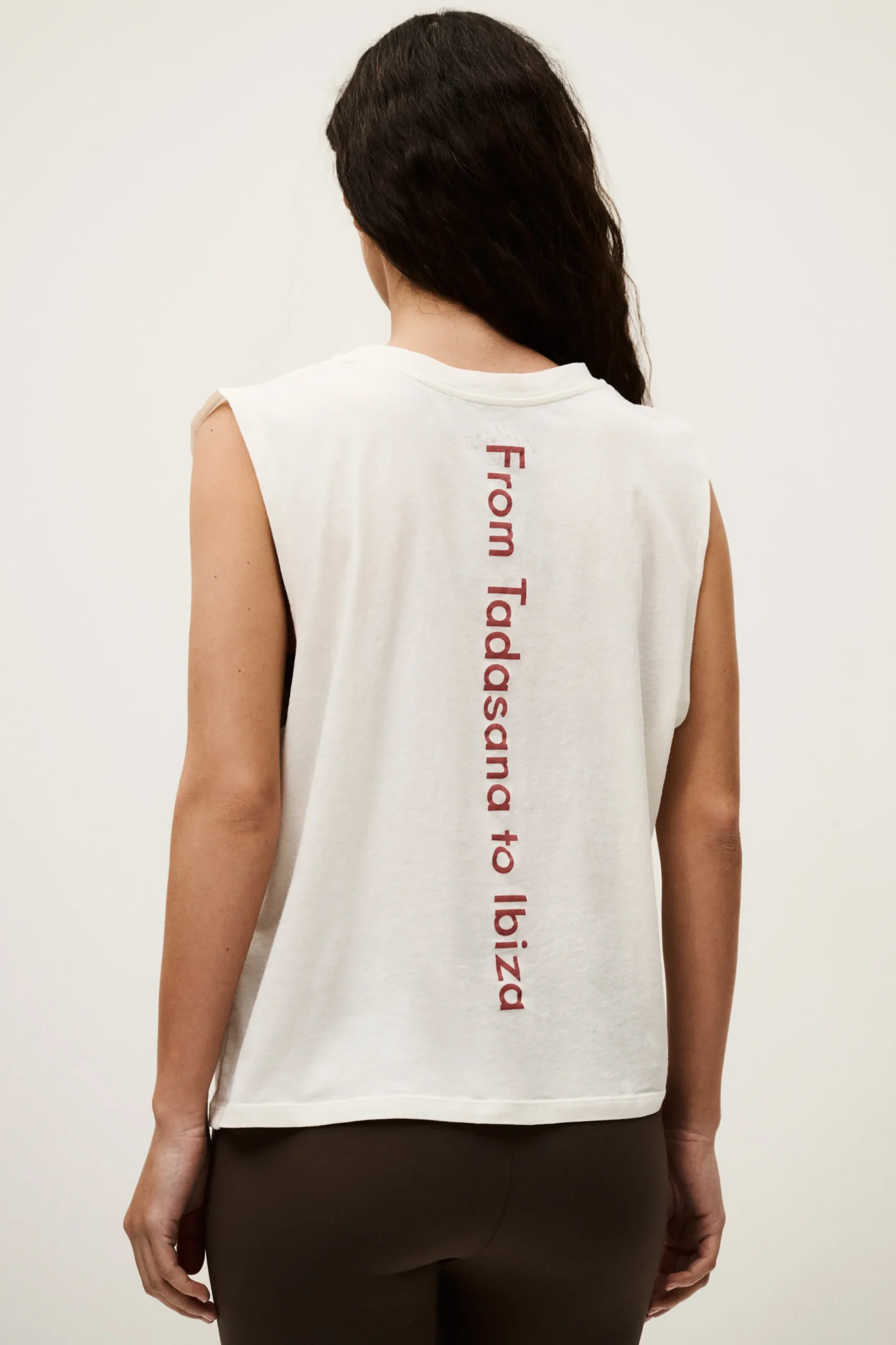 SHAVA sleeveless T-shirt