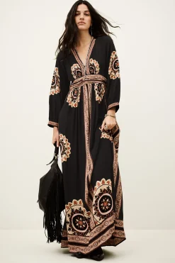 VERA patterned maxi dress