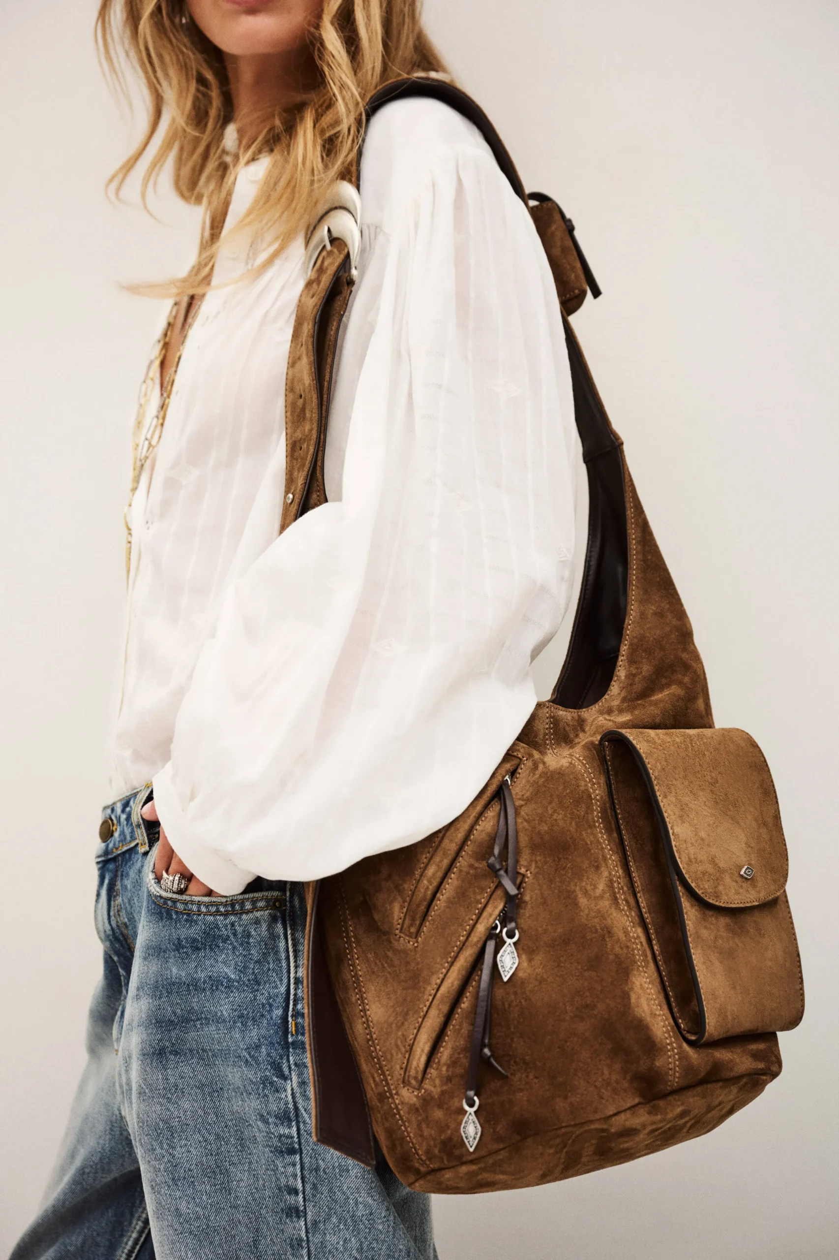 YOUYOU multi-pocket bucket bag